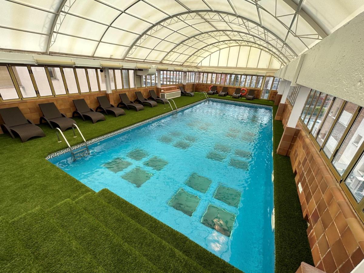 Hotel Victoria Spa & Splay Center Сегур-де-Калафель Екстер'єр фото