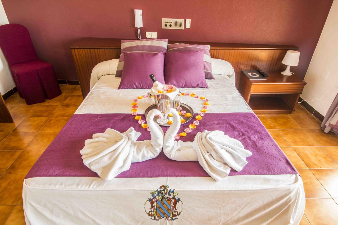 Hotel Victoria Spa & Splay Center Сегур-де-Калафель Екстер'єр фото